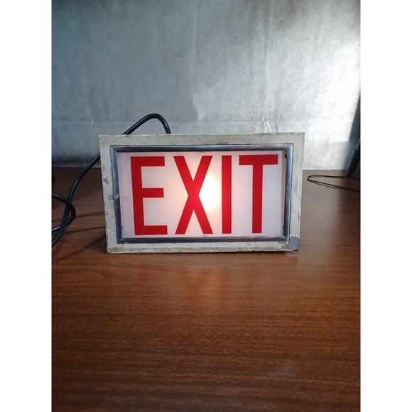Vintage Kirlin Exit Light Glass red, white light up sign - Picture 1 of 11